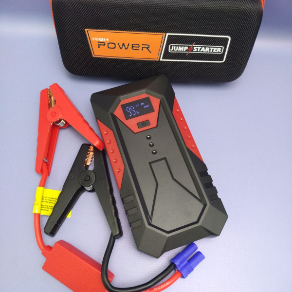 Пусковое зарядное устройство для автомобилей и мотоциклов Jump Starter M43A (MAX пусковой ток 600 А, 18 800 mAh, фонарик, функция powerbank)